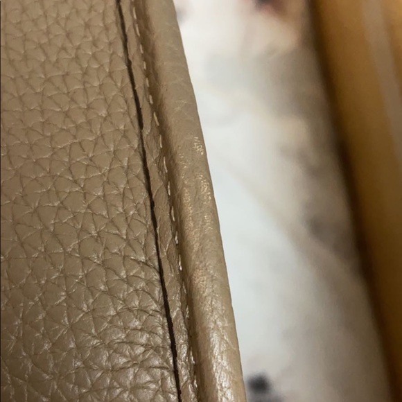 ❌SOLD❌COACH Emery Glovetanned Pebble Leather Crossbody in Elm - Picture 13 of 14